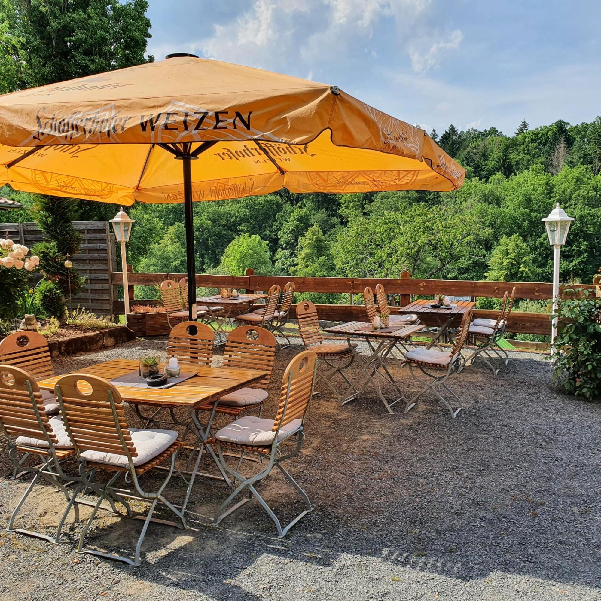Mini-hôtel Brauner Hirsch 3*